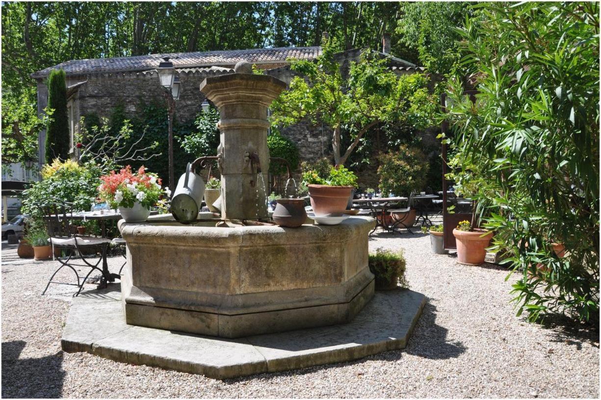 Bed and Breakfast La Figuiere Fontaine De Vaucluse Zewnętrze zdjęcie