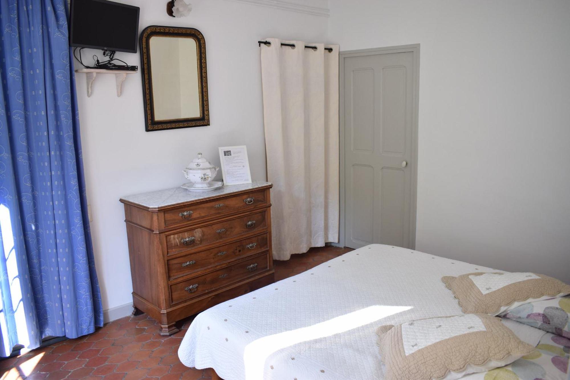 Bed and Breakfast La Figuiere Fontaine De Vaucluse Zewnętrze zdjęcie